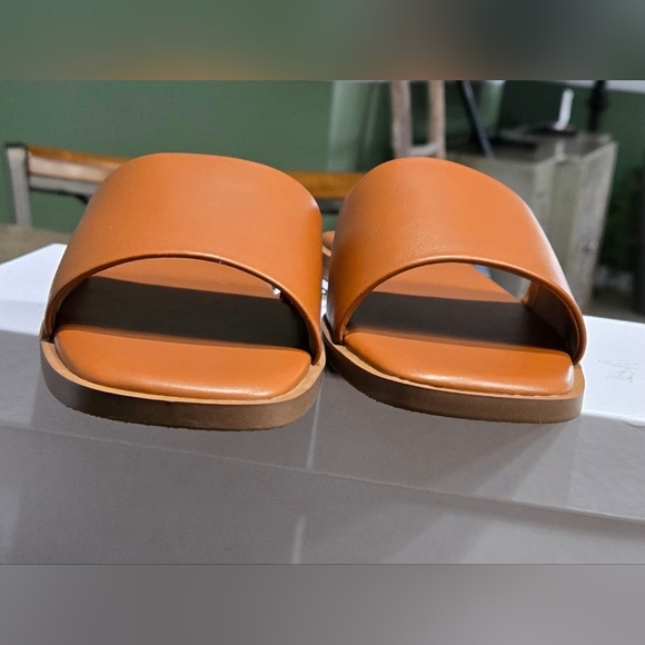 The Drop Women's Oslo One Band Sandal, Mocha #735, 736, 737 - Picture 8 of 12